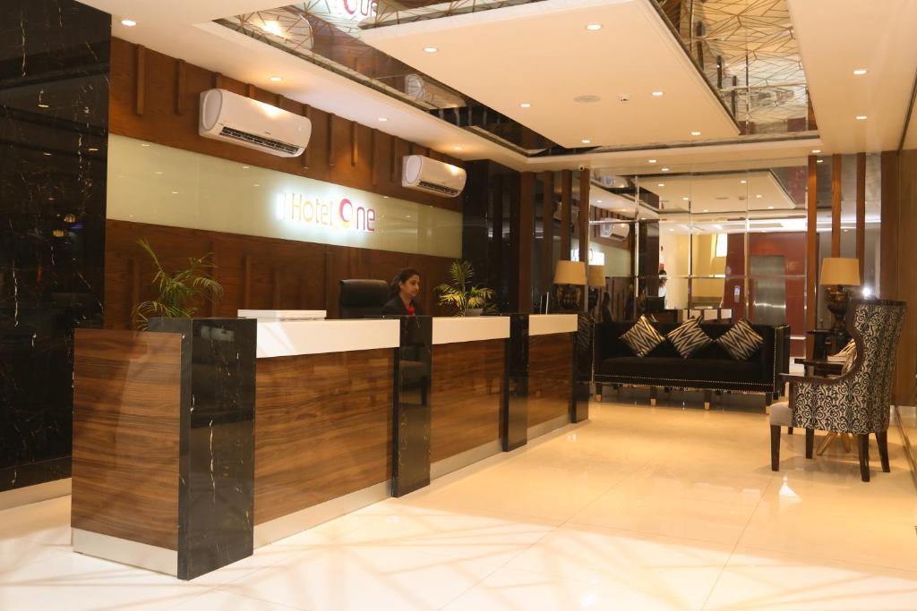 Hotel one Club Road